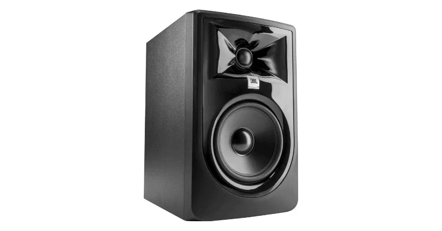 JBL 305P MkII studio monitor