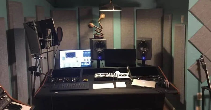 Facebook cave studio, heavy acoustic panels with JBL monitors