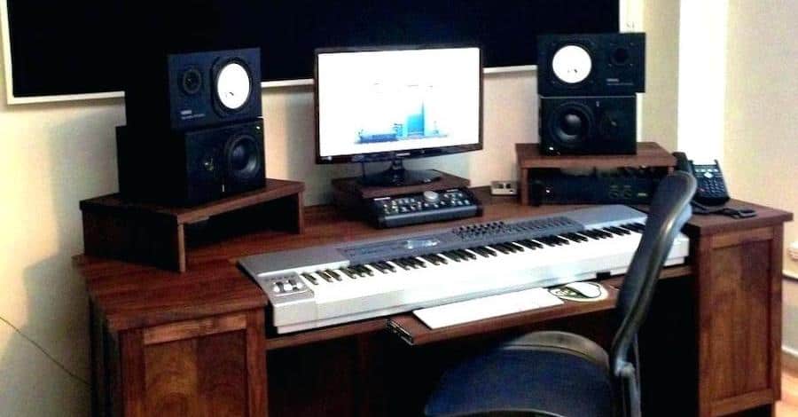 Rocky Mountain wood studio, elegant heavy desk that looks like it belongs to a general