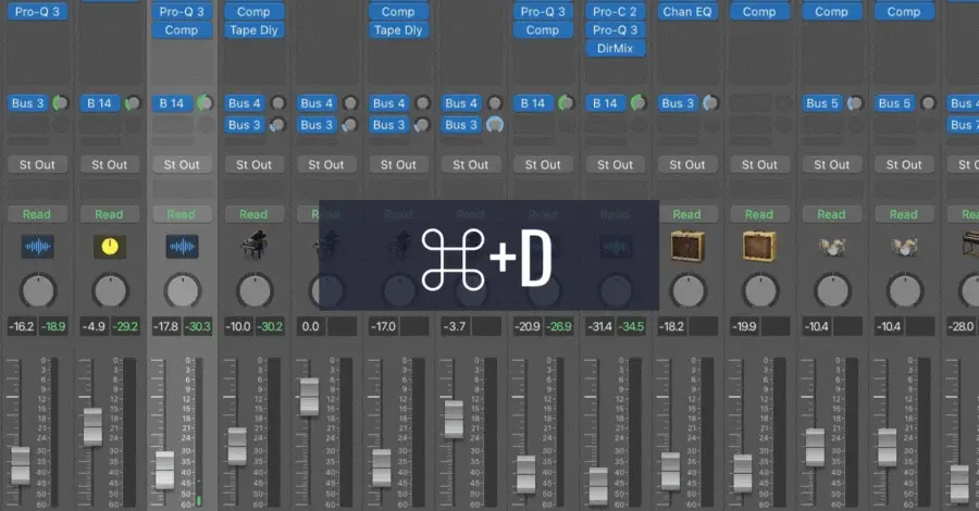 Logic Pro duplicating track settings to create a new track with identical plugin configuration