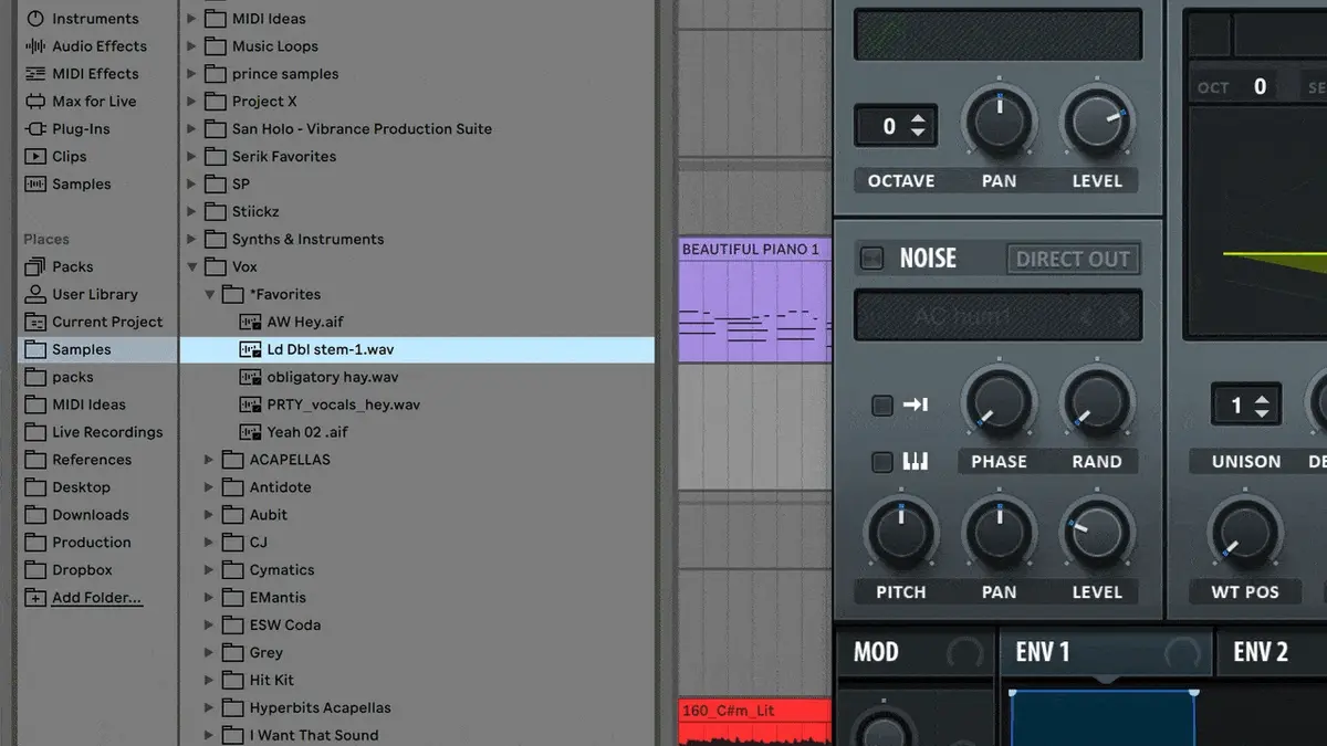 Dragging and dropping an audio file into Serum's oscillator to create a custom wavetable