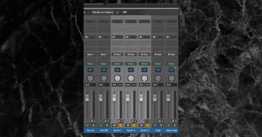 Ableton Live session with synth bus created and grouped