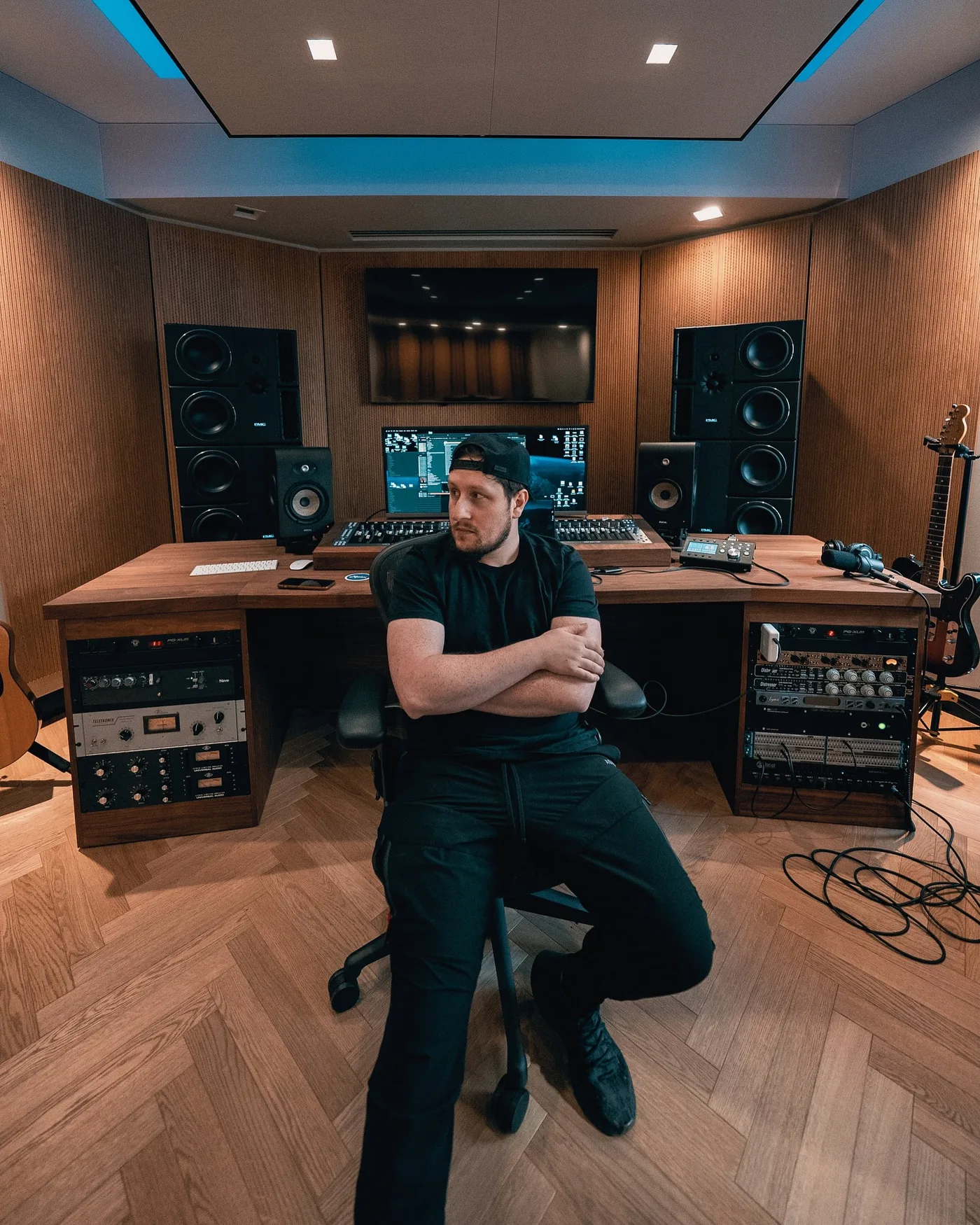 Nurko in the studio